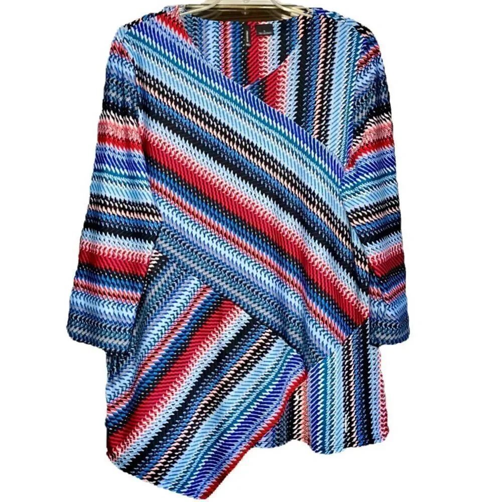 New Directions Striped 3/4 Sleeve Knit Top in Red/Blue/Black/White Women’s L